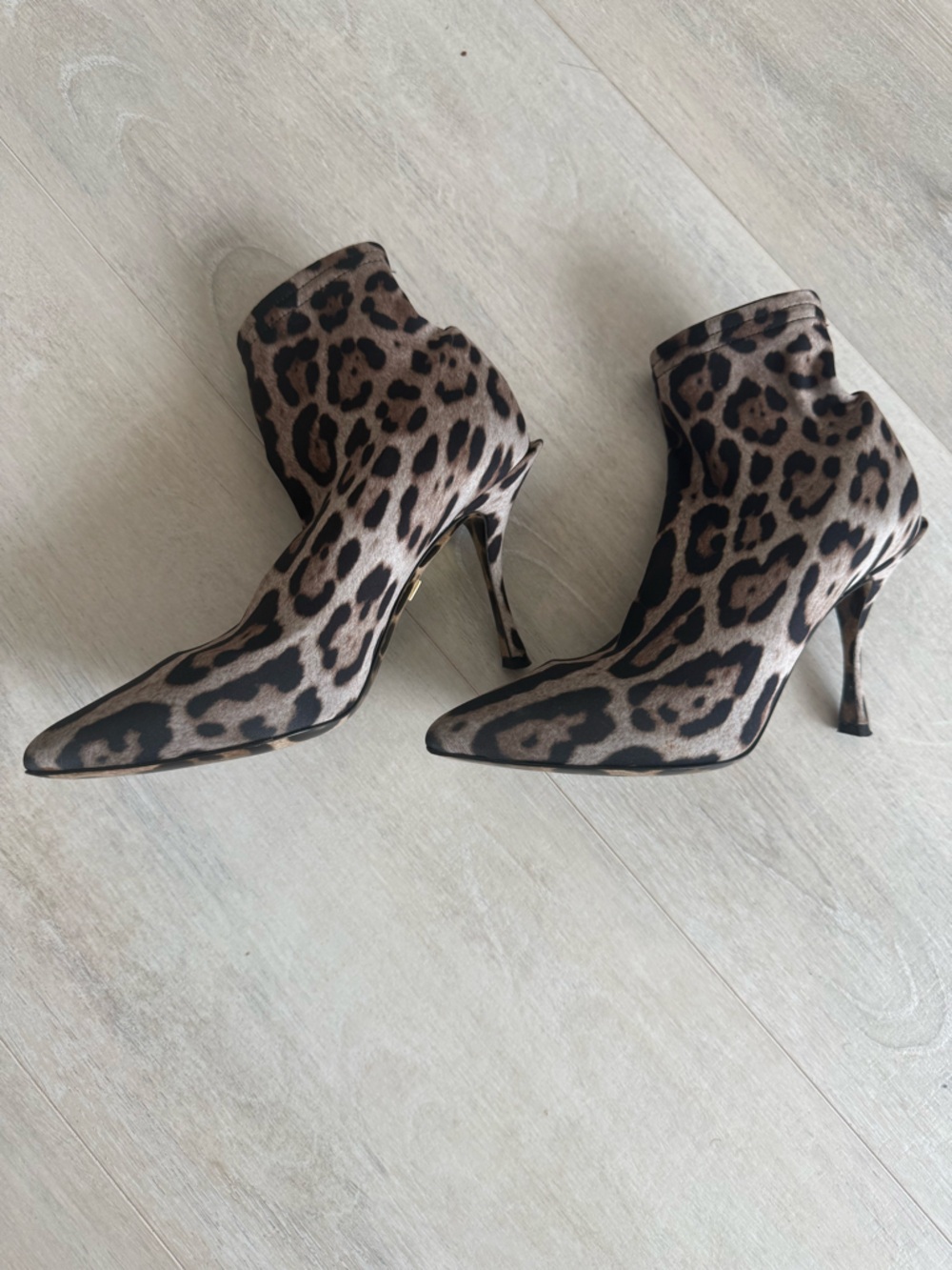 Dolce & Gabbana Leopard Print Pointed Stiletto Ankle Boots - Brown/Black